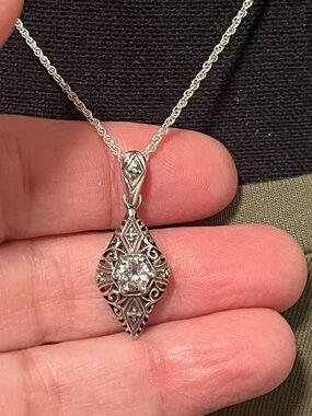 Beautiful Intricate Italy .925 Sterling Necklace